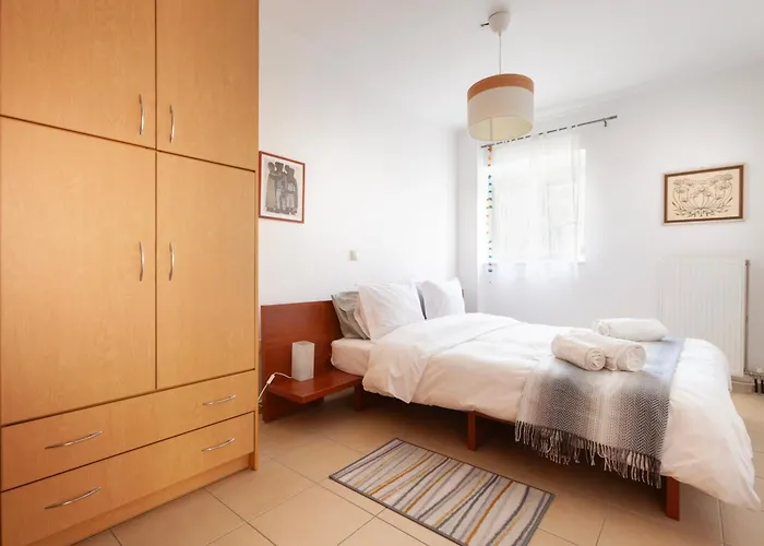 Spartan Gem Apartment